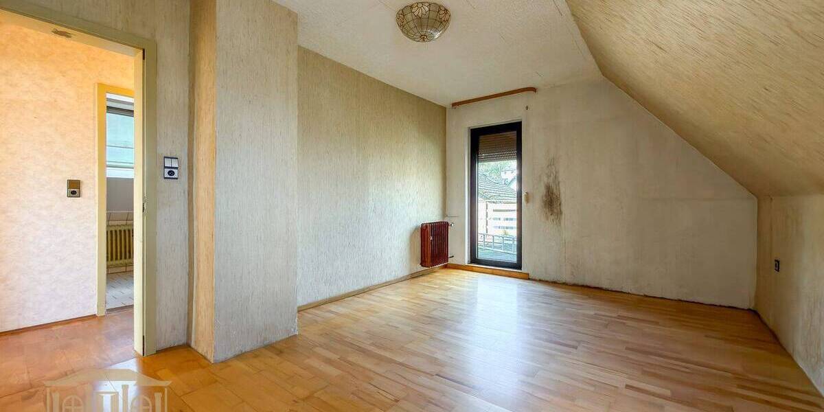 Einfamilienhaus Wuppertal Elberfeld - 6 Zimmer, 153 m&sup2;, 325.000&euro; | Angebot:26117442