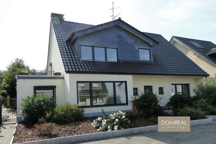 Haus Dormagen Broich - 6 Zimmer, 247 m&sup2;, 660.000&euro; | Angebot:23859526