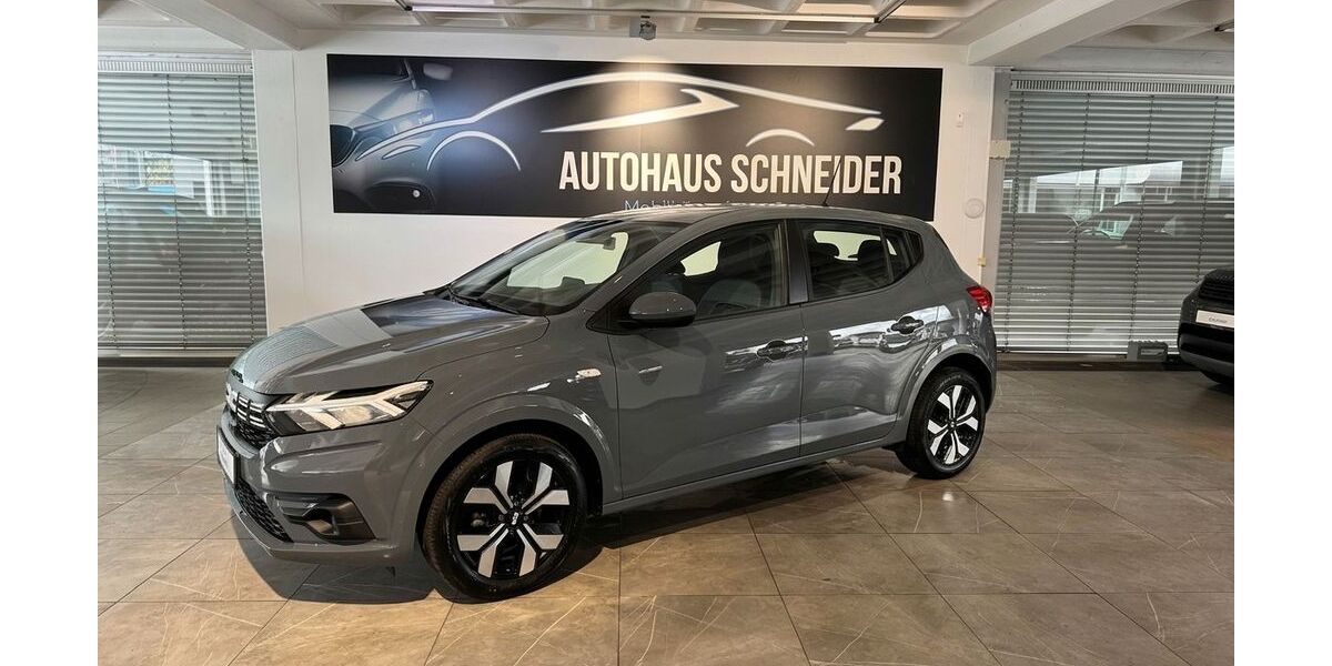 Dacia Sandero 9.235 km 16.900 &euro; Ratingen 40880