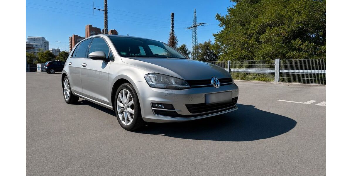 VW Golf 88.000 km 13.999 &euro; Köln 50827