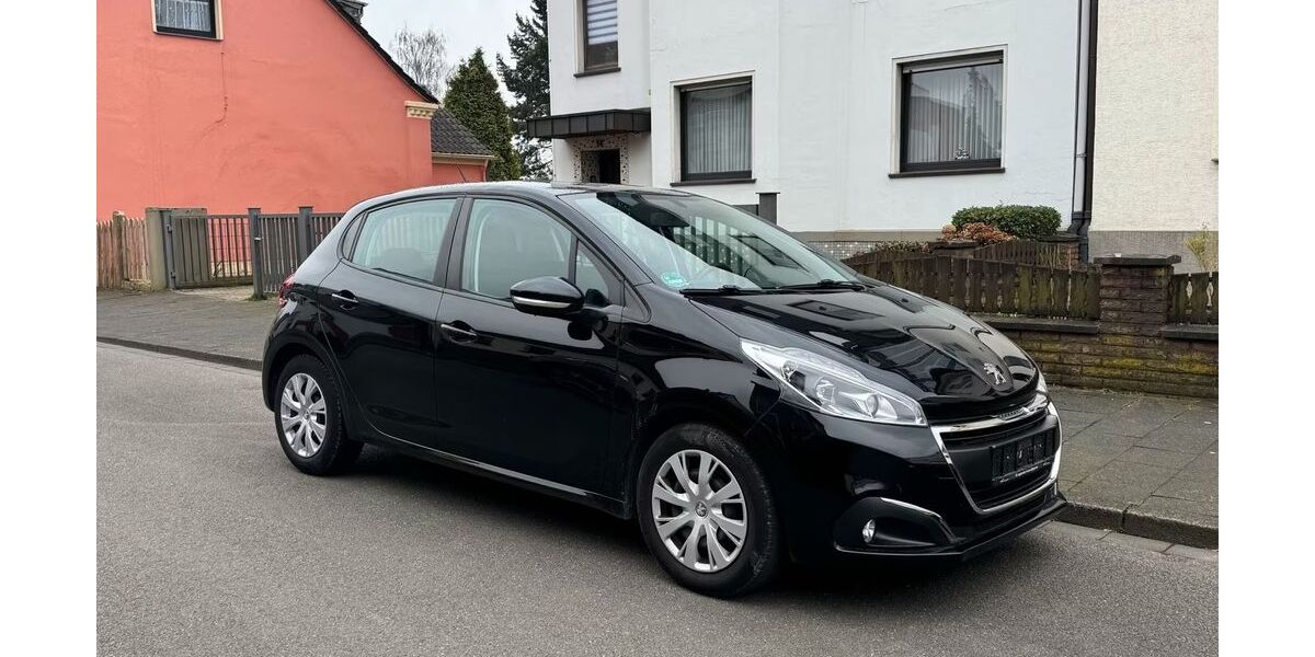 Peugeot 208 58.000 km 7.500 &euro; Mülheim an der Ruhr 45476