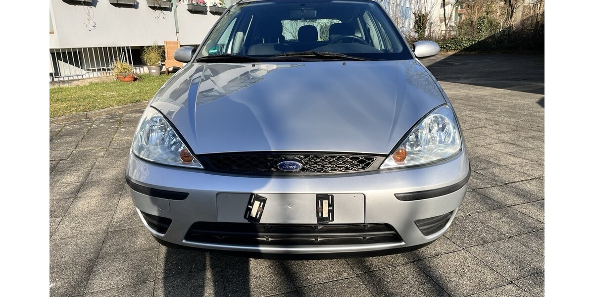 Ford Focus 142.000 km 2.650 &euro; Düsseldorf 40213