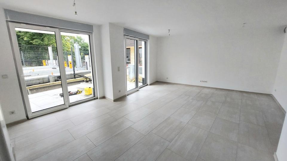 Erdgeschoßwohnung Köln Kalk - 3 Zimmer, 83 m&sup2;, 1.650&euro; | Angebot:24476955