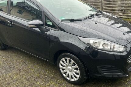 Ford Fiesta 191.000 km 2.900 &euro; Köln 51069