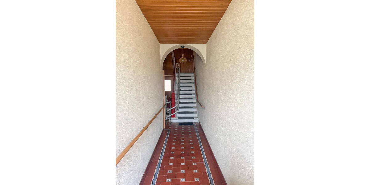 Reihenmittelhaus Köln - Dellbrück Dellbrück - 9 Zimmer, 176 m&sup2;, 549.000&euro; | Angebot:26218138