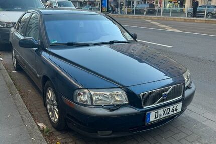 Volvo S80 280.000 km 1.290 &euro; Düsseldorf 40476