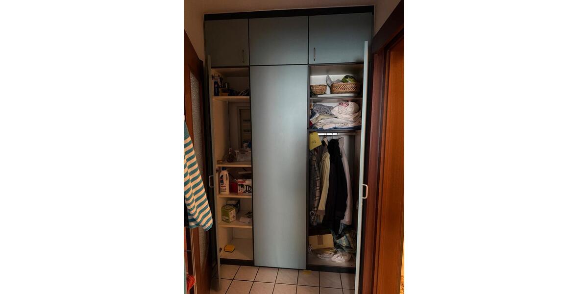 Etagenwohnung Neuss Holzheim - 3 Zimmer, 82 m&sup2;, 240.000&euro; | Angebot:26827318