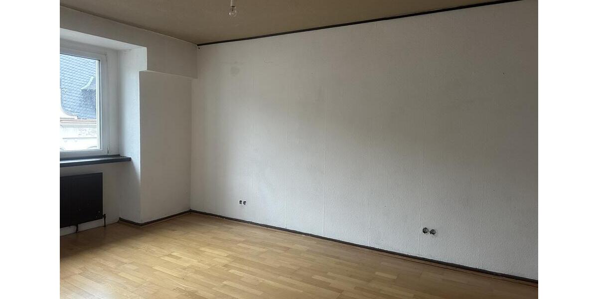 Etagenwohnung Wuppertal Gemarkung Langerfeld - 4 Zimmer, 107 m&sup2;, 860&euro; | Angebot:25648690