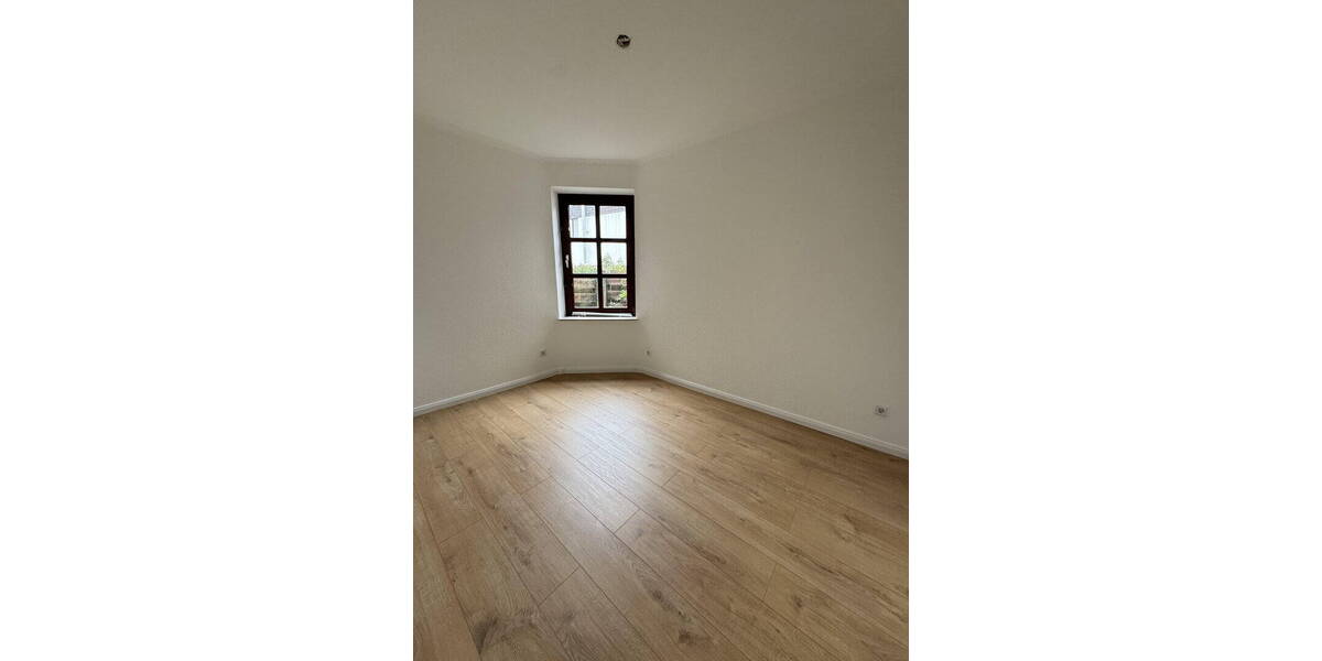Etagenwohnung Bergisch Gladbach Schildgen - 3 Zimmer, 109 m&sup2;, 1.450&euro; | Angebot:26037052
