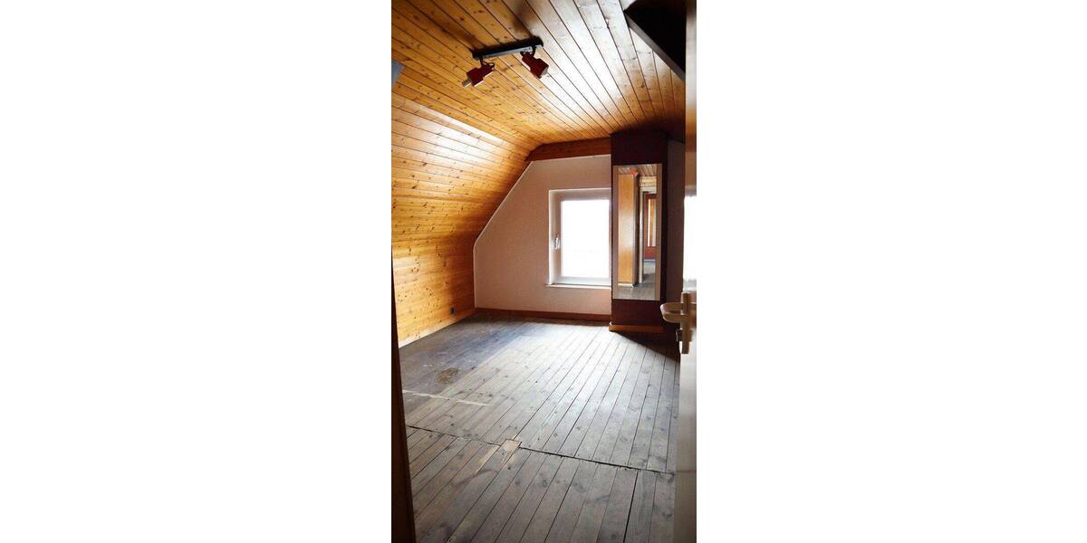 Einfamilienhaus Düsseldorf Urdenbach - 8 Zimmer, 201 m&sup2;, 695.000&euro; | Angebot:26833966