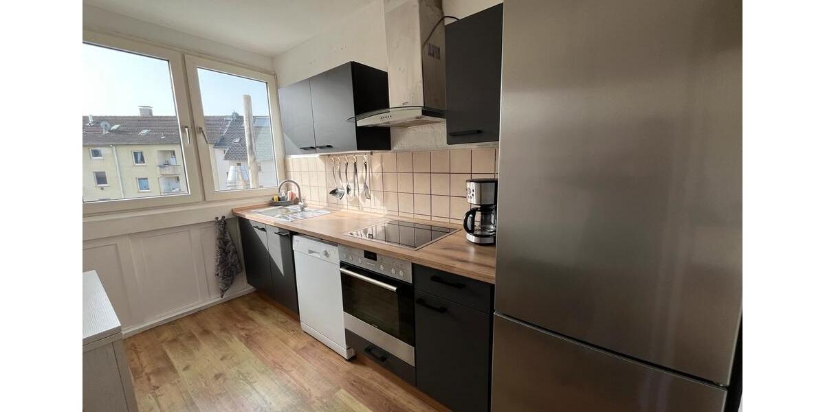 Etagenwohnung Wuppertal Gemarkung Vohwinkel - 4 Zimmer, 90 m&sup2;, 80&euro; | Angebot:24649180