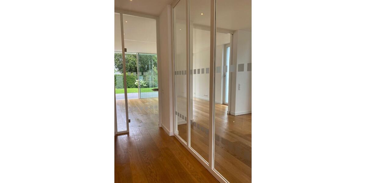 Doppelhaushälfte Düsseldorf Stadtbezirk 5 - 6 Zimmer, 220 m&sup2;, 5.900&euro; | Angebot:25867014