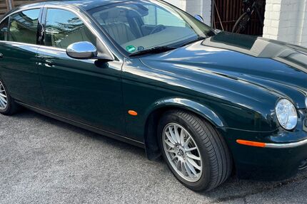 Jaguar S-Type 40.100 km 17.900 &euro; Bergisch Gladbach 51427