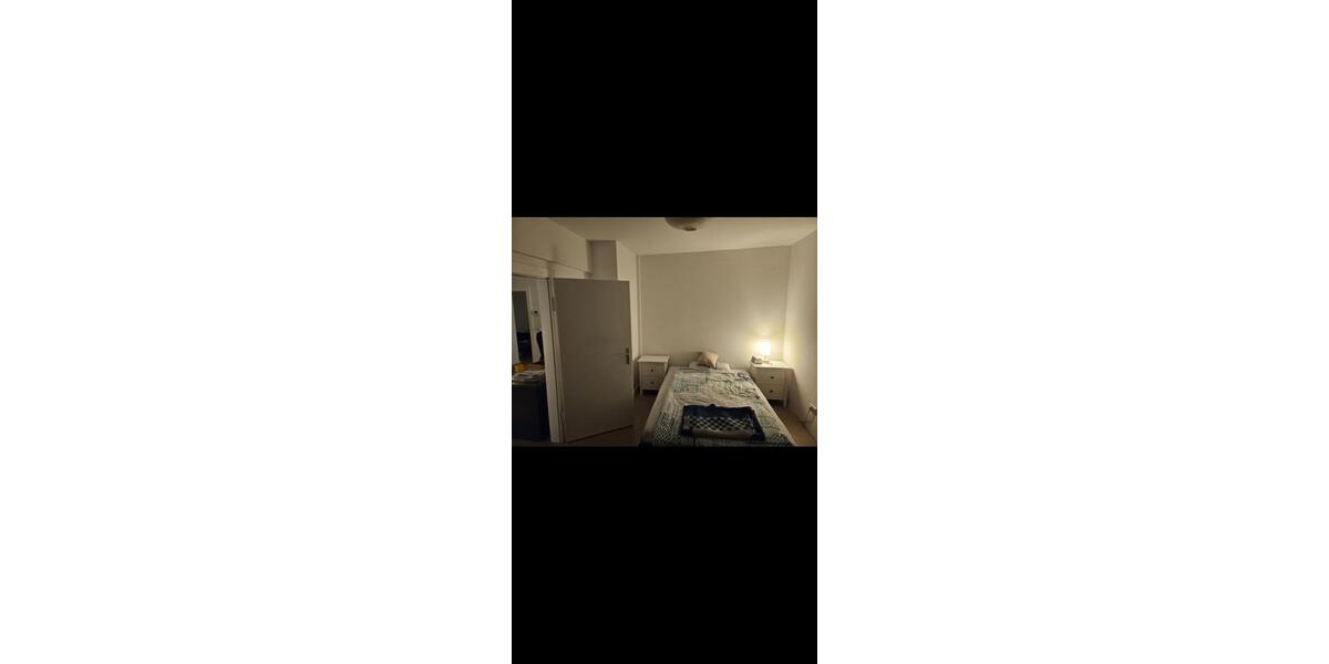Etagenwohnung Düsseldorf Oberbilk - 2 Zimmer, 49 m&sup2;, 611&euro; | Angebot:26296340