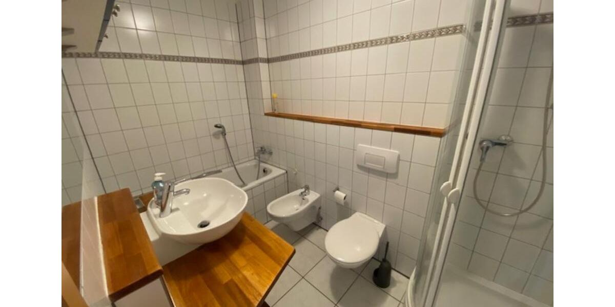 Etagenwohnung Bergisch Gladbach Alt-Frankenforst - 6 Zimmer, 170 m&sup2;, 668.000&euro; | Angebot:25987548