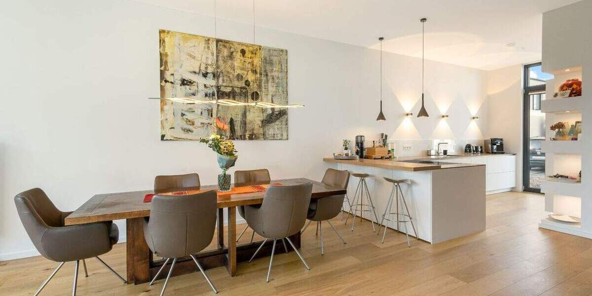 Einfamilienhaus Düsseldorf Mörsenbroich - 5 Zimmer, 221 m&sup2;, 1.990.000&euro; | Angebot:25929371