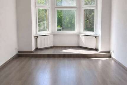 Wohnung Wuppertal Elberfeld - 2 Zimmer, 65 m&sup2;, 700&euro; | Angebot:26183263