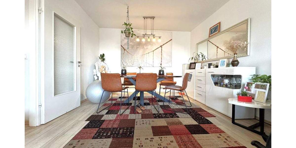 Etagenwohnung Köln Ostheim - 3 Zimmer, 66 m&sup2;, 215.000&euro; | Angebot:25664048