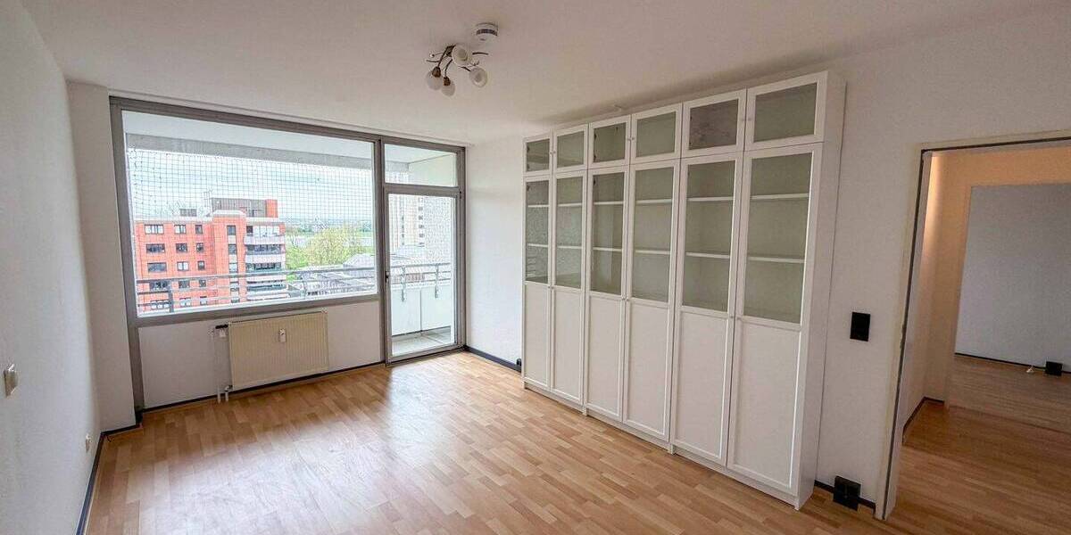 Etagenwohnung Neuss Hammfeld - 4 Zimmer, 116 m&sup2;, 1.500&euro; | Angebot:26155066