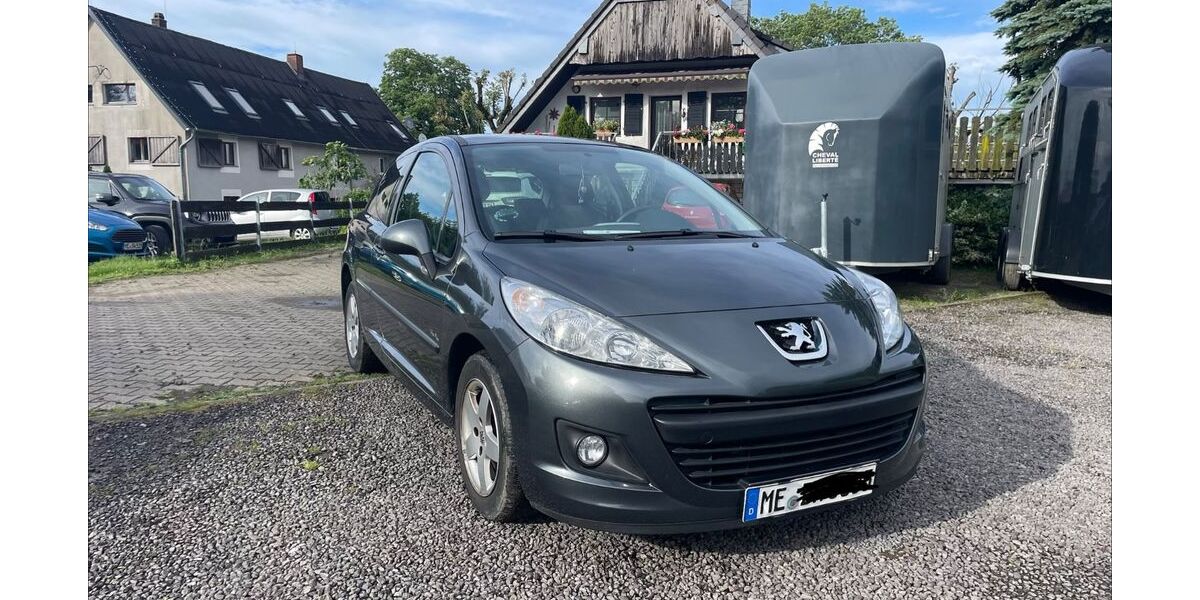 Peugeot 207 86.900 km 2.620 &euro; Ratingen 40883