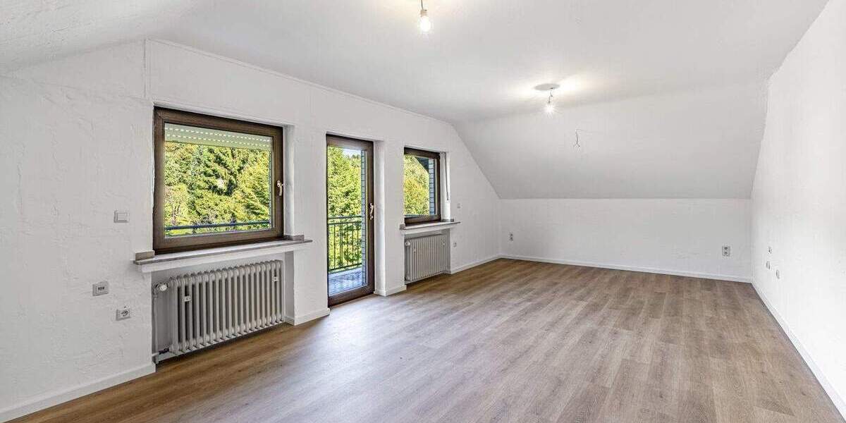 Einfamilienhaus Remscheid Lüttringhausen - 7 Zimmer, 230 m&sup2;, 576.000&euro; | Angebot:25862313