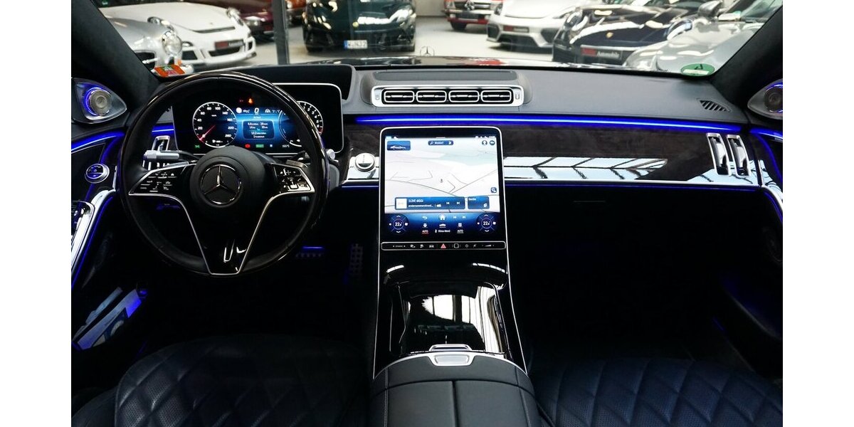 Mercedes-Benz S 580 e 4M AMG HA-Lenk.Exkl. Fond TV 4D NP209.- 29.580 km 114.800 &euro; Wuppertal 42327