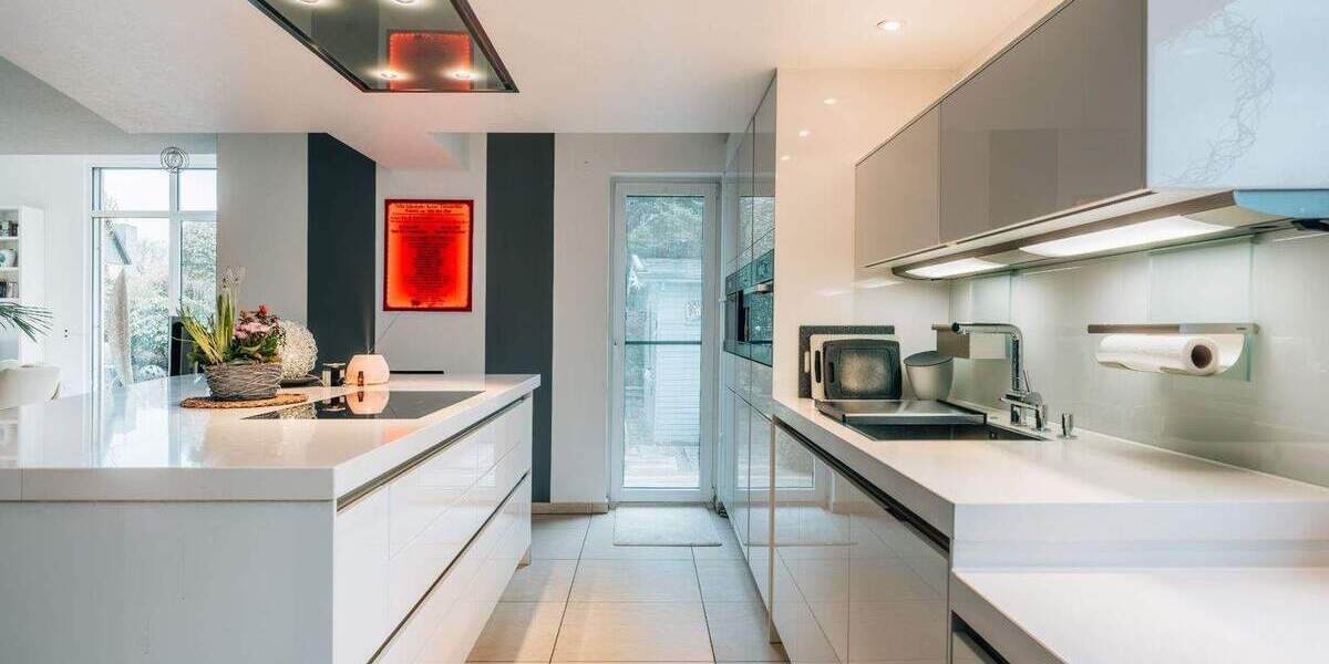 Einfamilienhaus Bergisch Gladbach Schildgen - 7 Zimmer, 282 m&sup2;, 892.000&euro; | Angebot:25799879