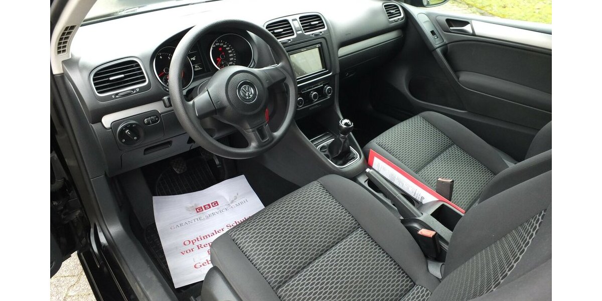 VW Golf 1.4i TRENDLINE KLIMAANLAGE SPORT-LMF SHZ 135.895 km 5.904 &euro; Köln 50858