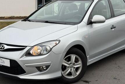 Hyundai i30 100.000 km 5.900 &euro; Köln (Ostheim) 51107