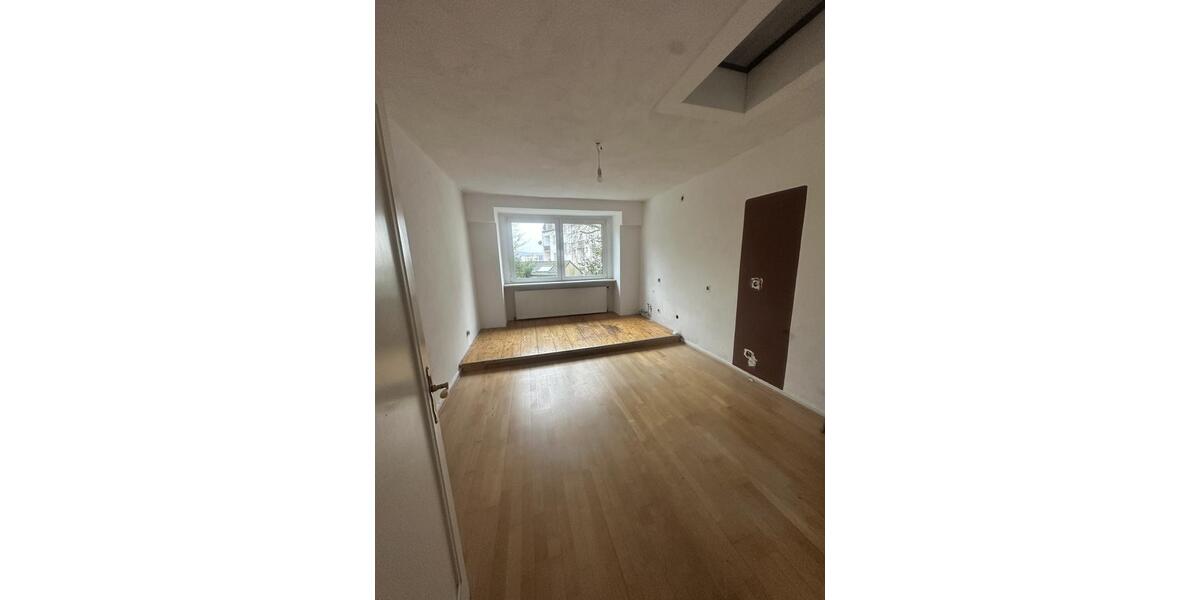 Etagenwohnung Wuppertal Gemarkung Langerfeld - 4 Zimmer, 107 m&sup2;, 860&euro; | Angebot:25648690