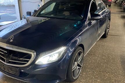 Mercedes-Benz C 220 197.000 km 13.290 &euro; Monheim 40789