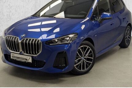 BMW 220 Active Tourer 11.406 km 35.640 &euro; Düsseldorf 40595