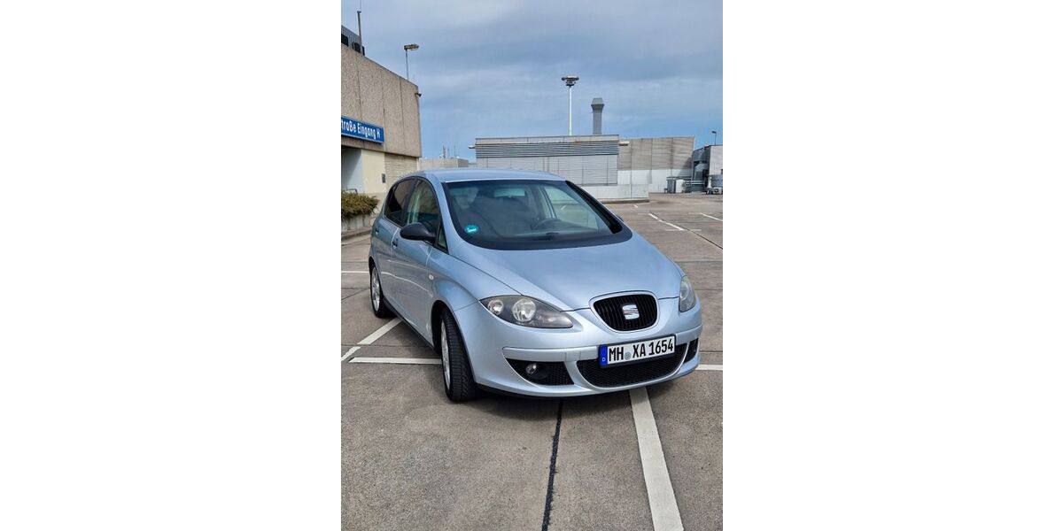 Seat Altea 229.968 km 2.299 &euro; Mülheim an der Ruhr 45472