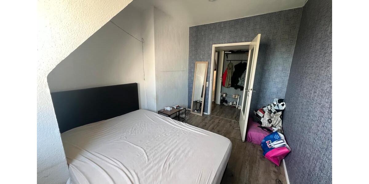 Etagenwohnung Köln Ehrenfeld - 1 Zimmer, 12 m&sup2;, 550&euro; | Angebot:26048055