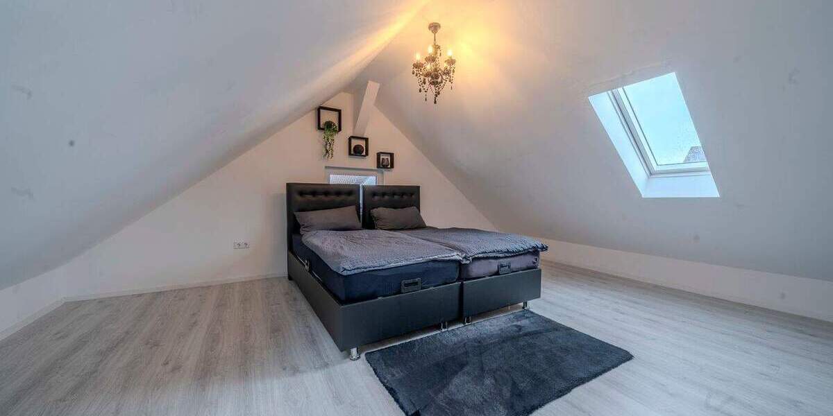 Einfamilienhaus Leichlingen - 8 Zimmer, 176 m&sup2;, 699.000&euro; | Angebot:25669323