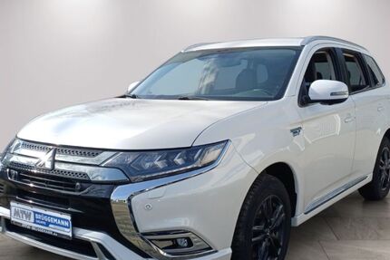 Mitsubishi Plug-in Hybrid Outlander 31.621 km 23.880 &euro; Düsseldorf 40599