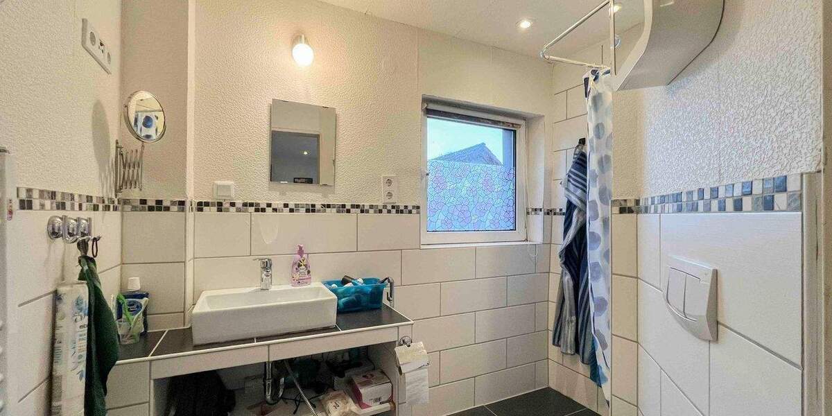 Einfamilienhaus Solingen Ohligs-Aufderhöhe - 2 Zimmer, 108.000&euro; | Angebot:25715086