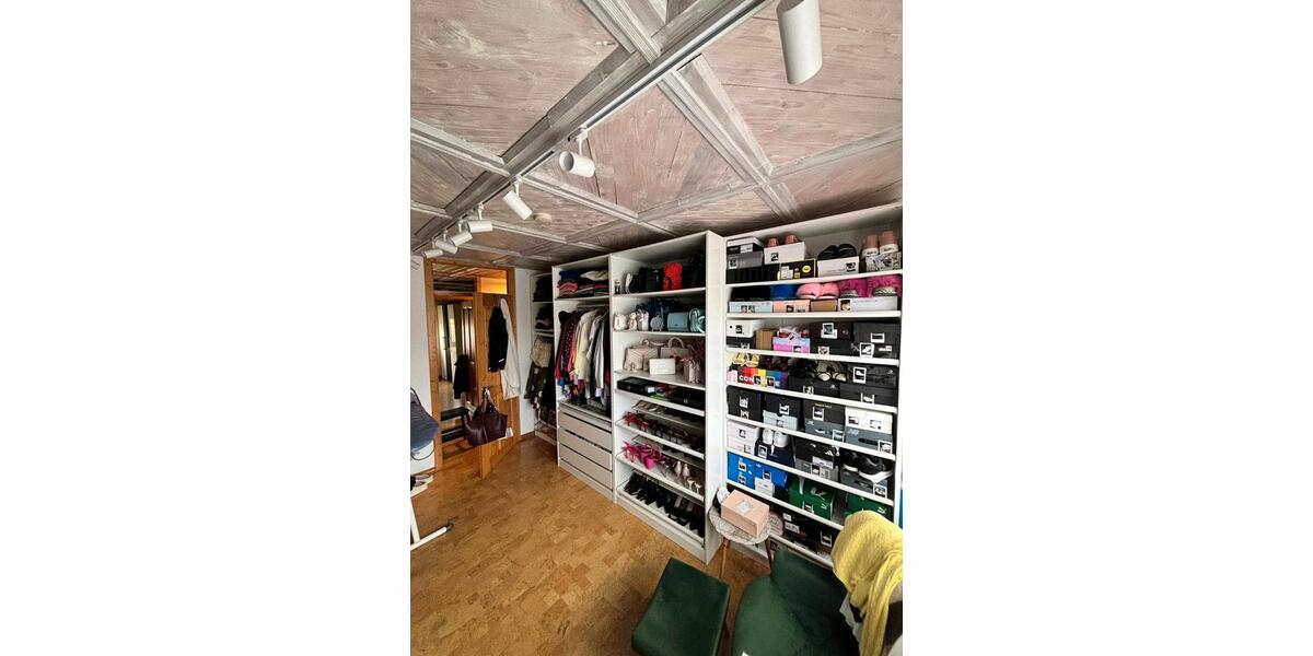 Einfamilienhaus Remscheid Lüttringhausen - 4 Zimmer, 140 m&sup2;, 439.000&euro; | Angebot:25932250