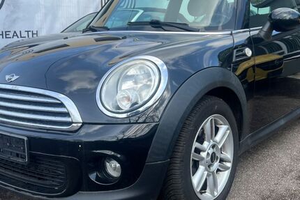 Mini Cooper 132.000 km 5.250 &euro; Köln 51105