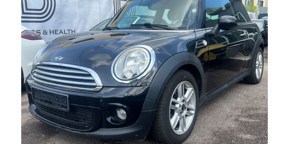Mini Cooper 132.000 km 5.250 &euro; Köln 51105