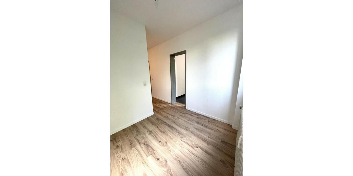 Etagenwohnung Wuppertal Gemarkung Nächstebreck - 2.5 Zimmer, 64 m&sup2;, 550&euro; | Angebot:25857618