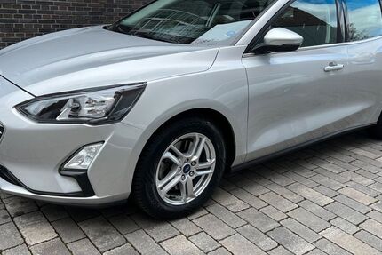 Ford Focus 59.829 km 14.150 &euro; Köln 50829