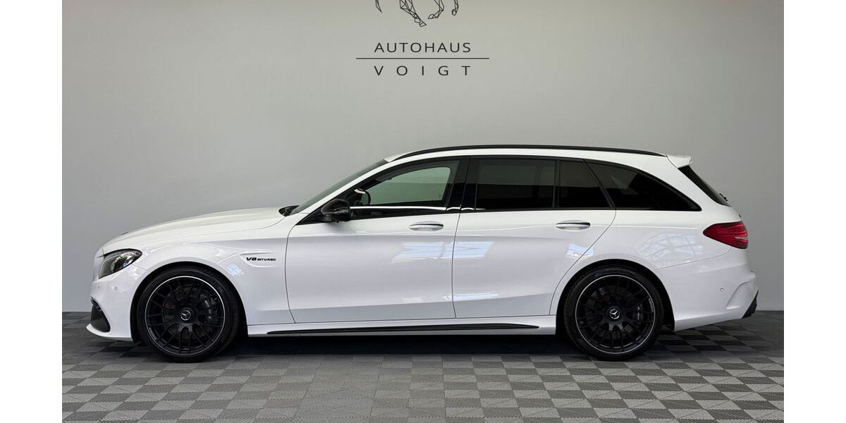 Mercedes-Benz C 63 AMG 88.640 km 38.780 &euro; Radevormwald 42477