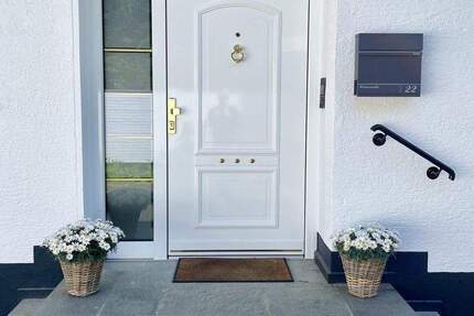 Haus Bergisch Gladbach Hebborn - 8 Zimmer, 240 m&sup2;, 995.000&euro; | Angebot:25879285