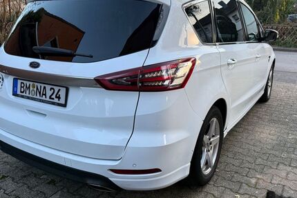 Ford S-Max 185.000 km 9.600 &euro; Pulheim 50259