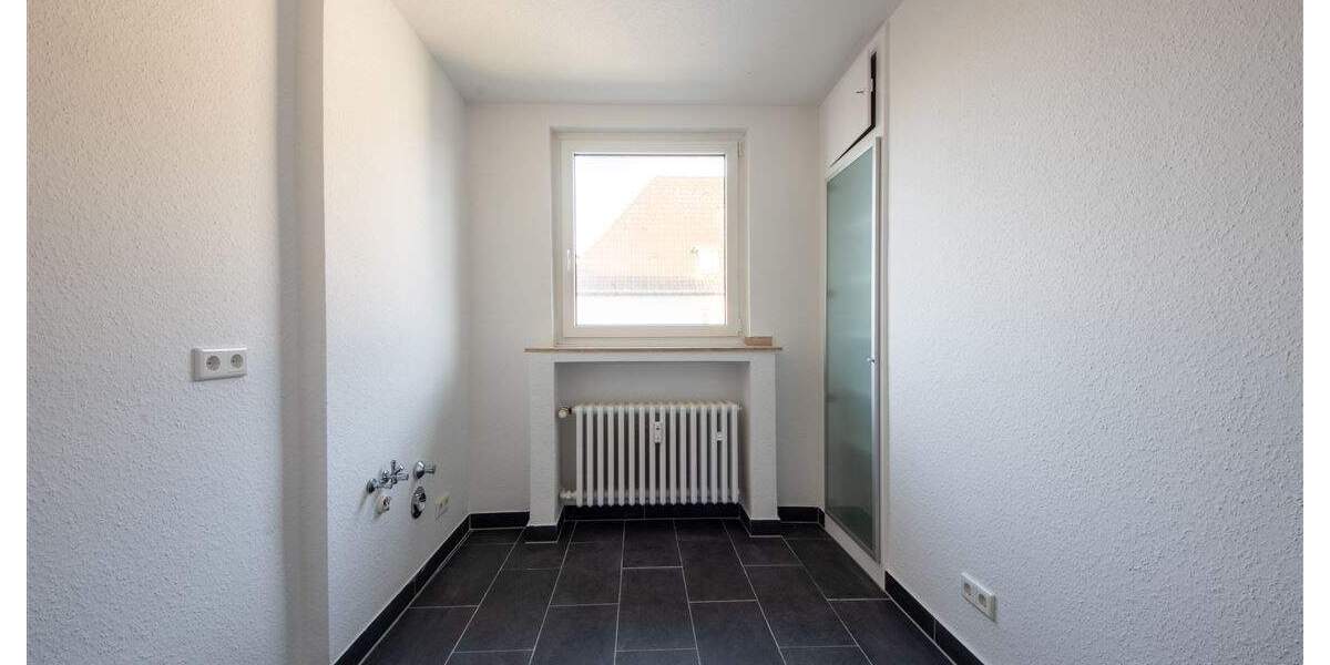 Etagenwohnung Düsseldorf Golzheim - 2 Zimmer, 359.990&euro; | Angebot:25778707