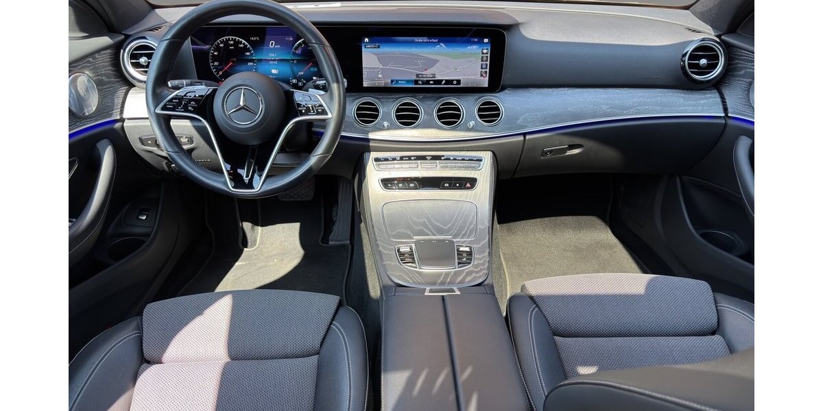 Mercedes-Benz E 300 de AMG MBUX Burm Pano 360° AHK MB100 65.161 km 31.900 &euro; Wuppertal 42327