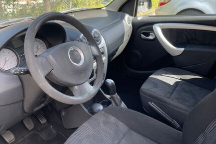 Dacia Logan 94.000 km 3.850 &euro; Köln 51105