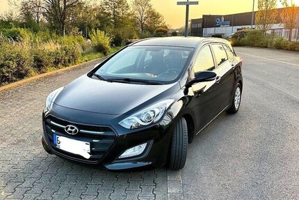 Hyundai i30 200.325 km 5.599 &euro; Frechen 50226