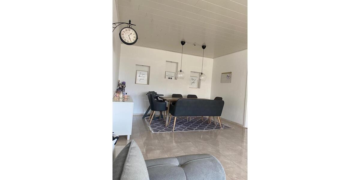 Etagenwohnung Wülfrath - 3 Zimmer, 95 m&sup2;, 185.000&euro; | Angebot:25589588